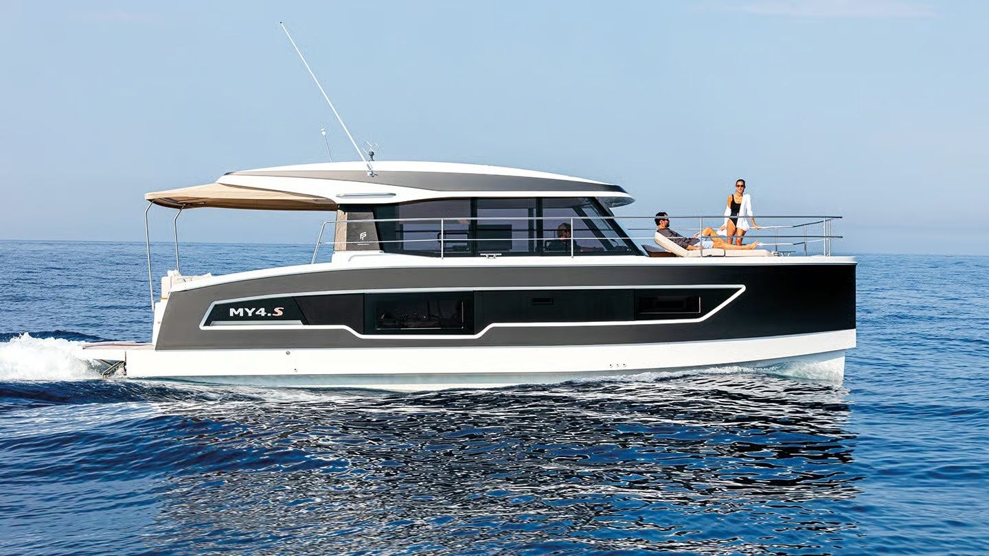 Fountaine Pajot MY 4.S | Blue Champagne