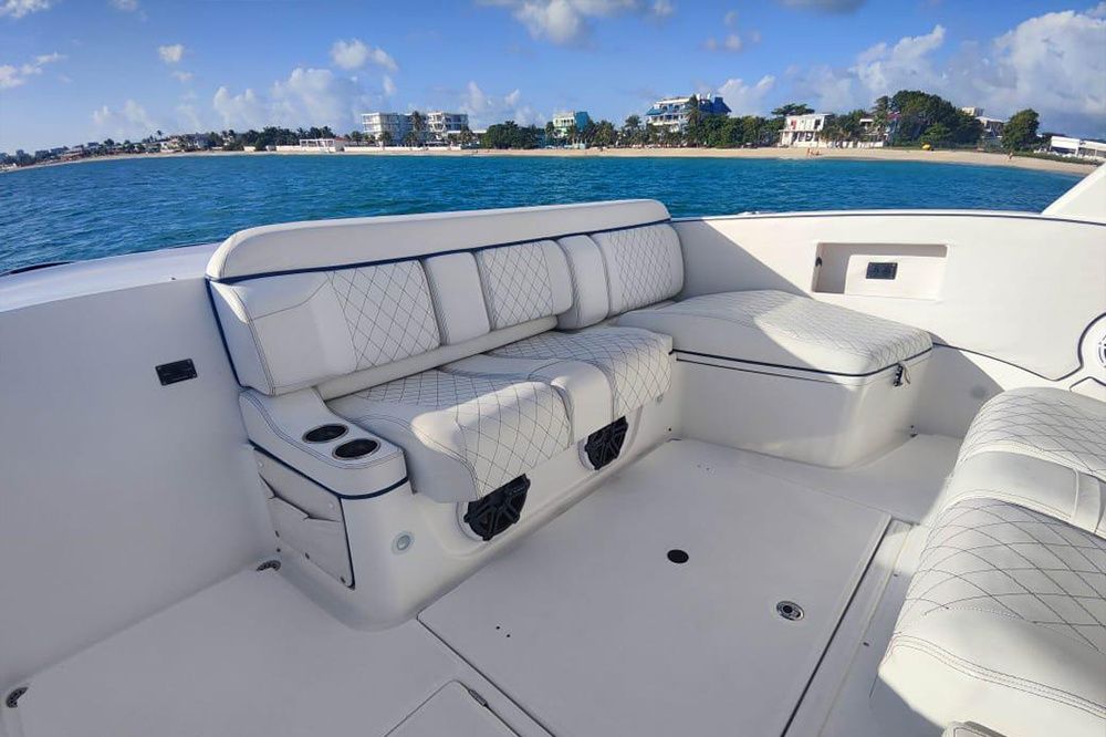 Cigarette Huntress 42 | Mazal