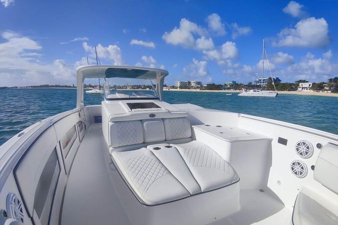 Cigarette Huntress 42 | Mazal