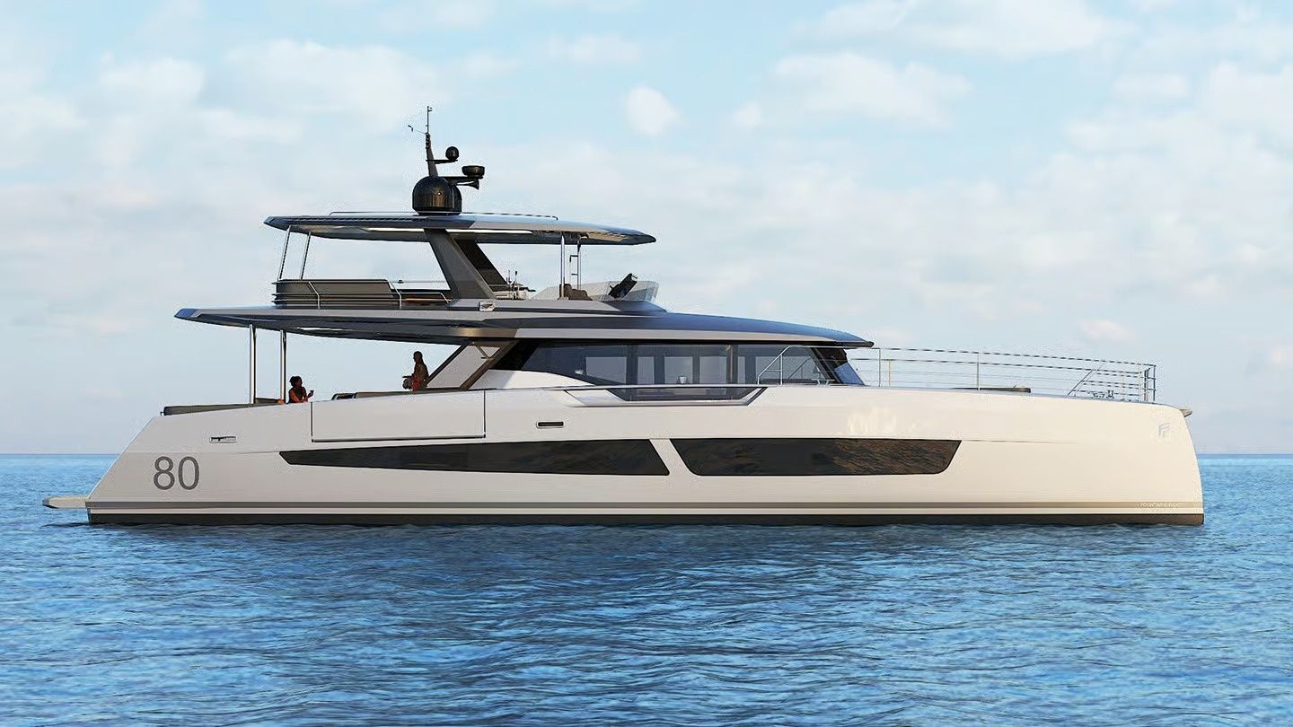 Fountaine Pajot Power 80 | Christal Mio