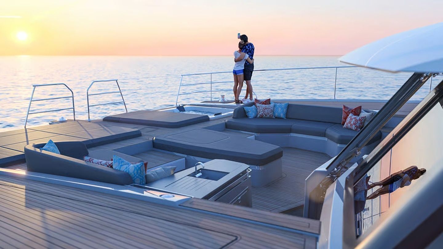Fountaine Pajot Power 80 | Christal Mio