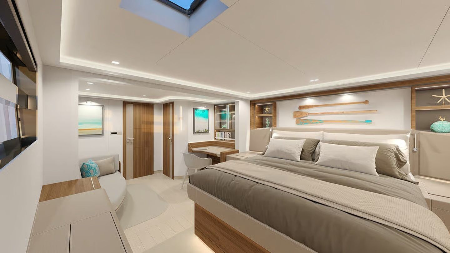 Fountaine Pajot Power 80 | Christal Mio