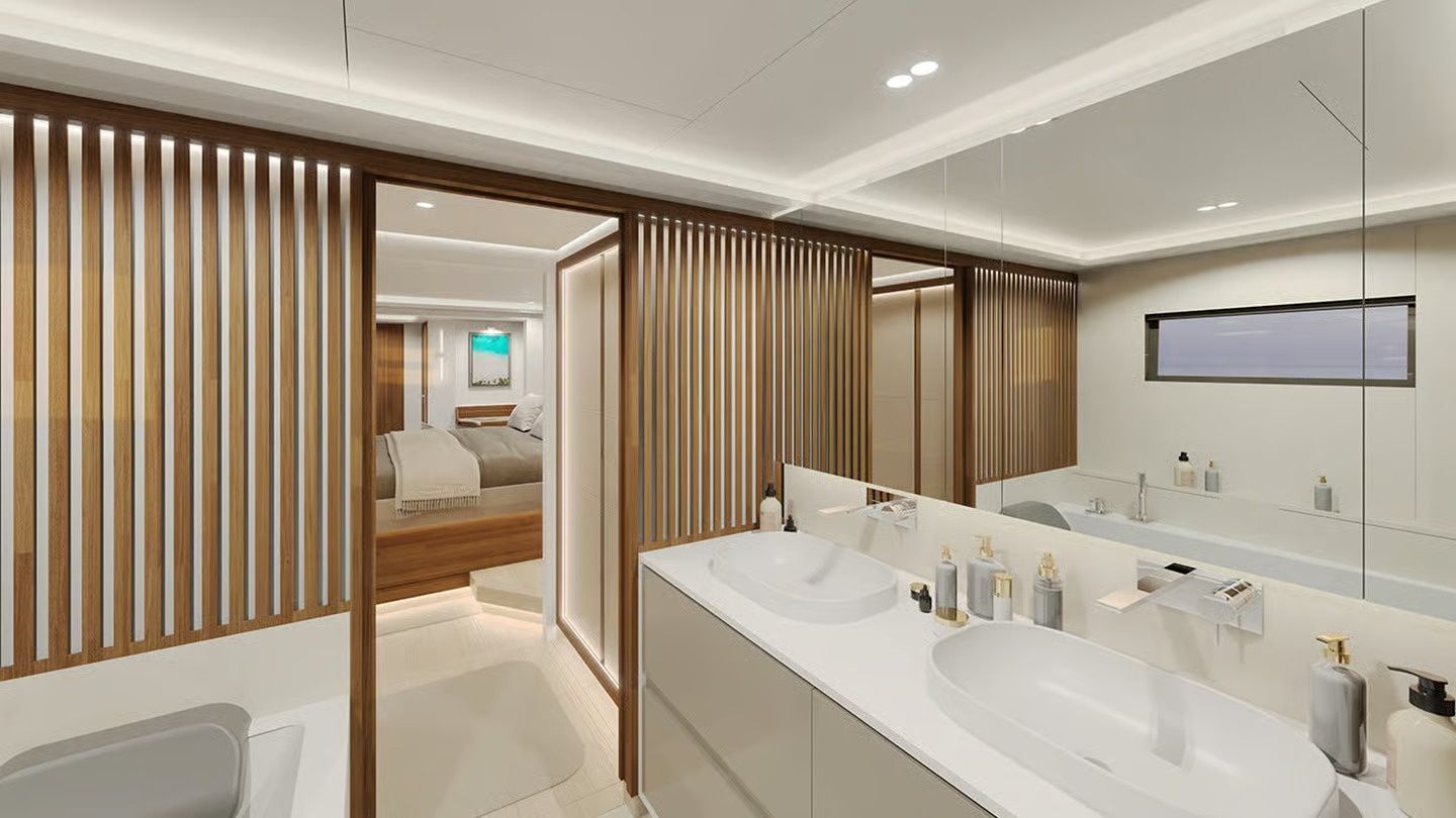 Fountaine Pajot Power 80 | Christal Mio