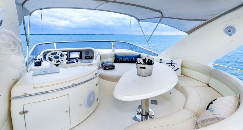 Azimut 55 | Thales