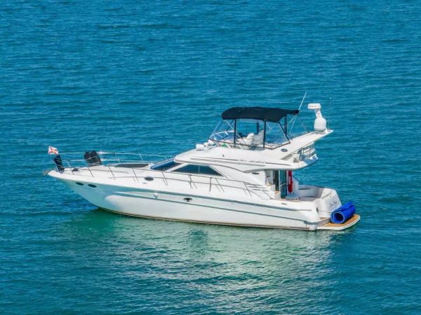 Sea Ray Sedane Bridge 400 | Sea Senora