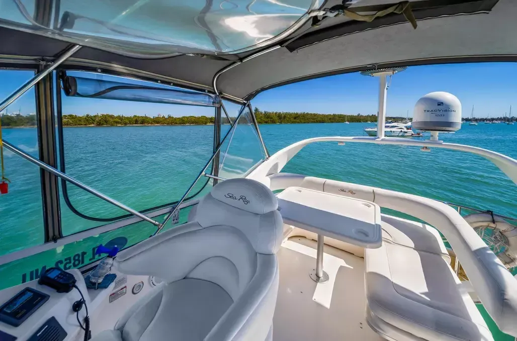 Sea Ray Sedane Bridge 400 | Sea Senora