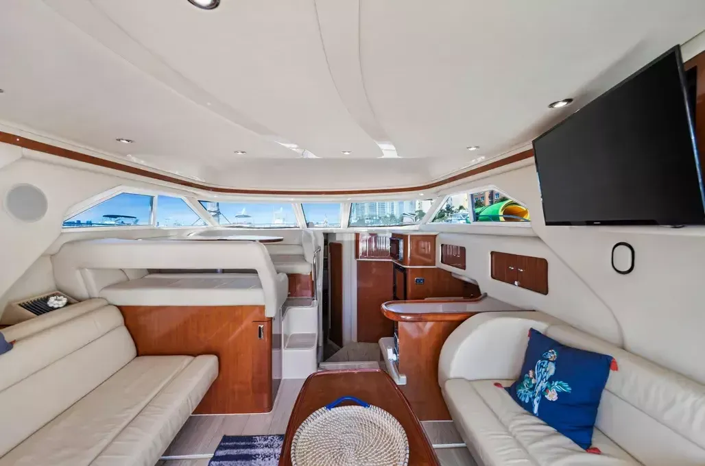 Sea Ray Sedane Bridge 400 | Sea Senora