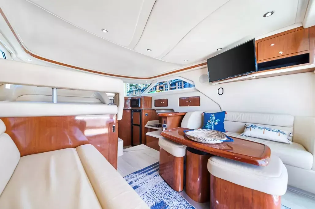 Sea Ray Sedane Bridge 400 | Sea Senora