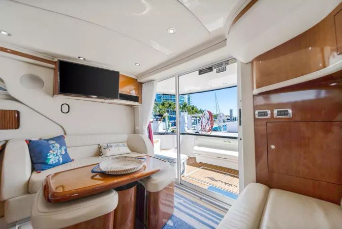 Sea Ray Sedane Bridge 400 | Sea Senora