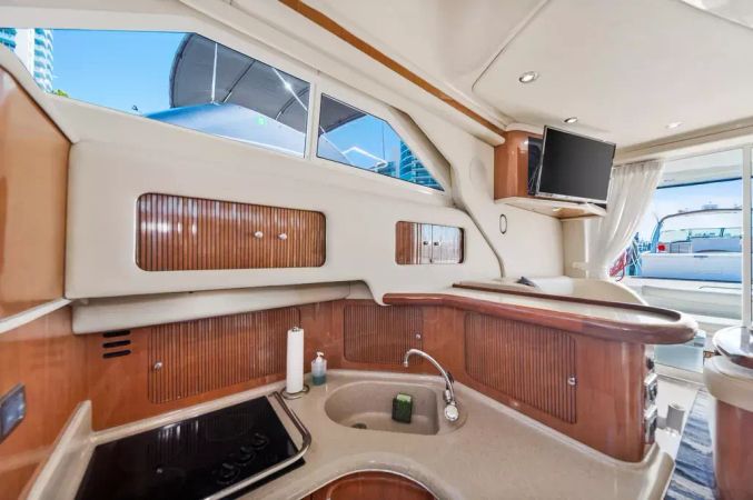 Sea Ray Sedane Bridge 400 | Sea Senora