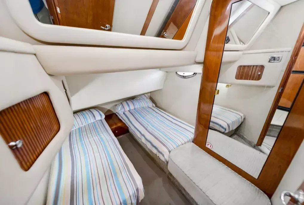 Sea Ray Sedane Bridge 400 | Sea Senora