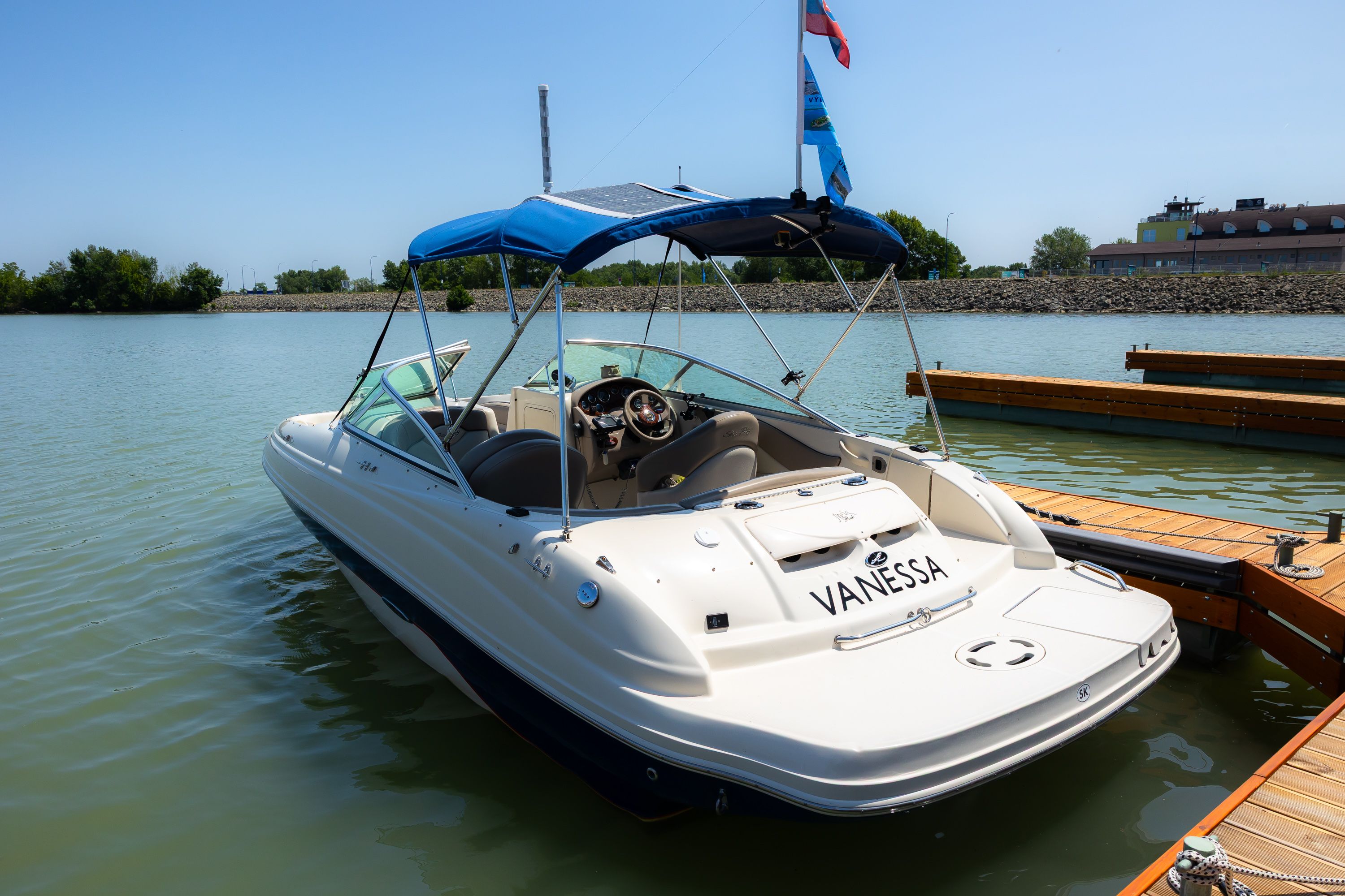 Sea Ray 200 | Vanessa