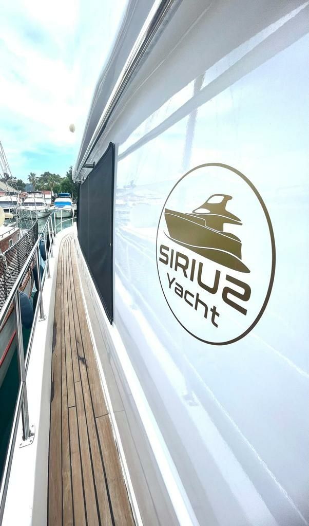 Custom Built 49 | Sirius 1