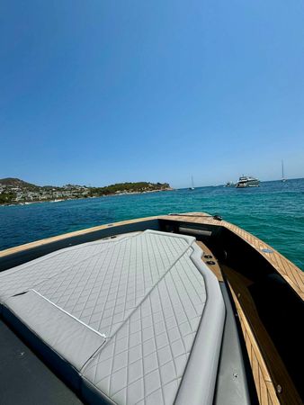 Moon 45 | Moon Yacht