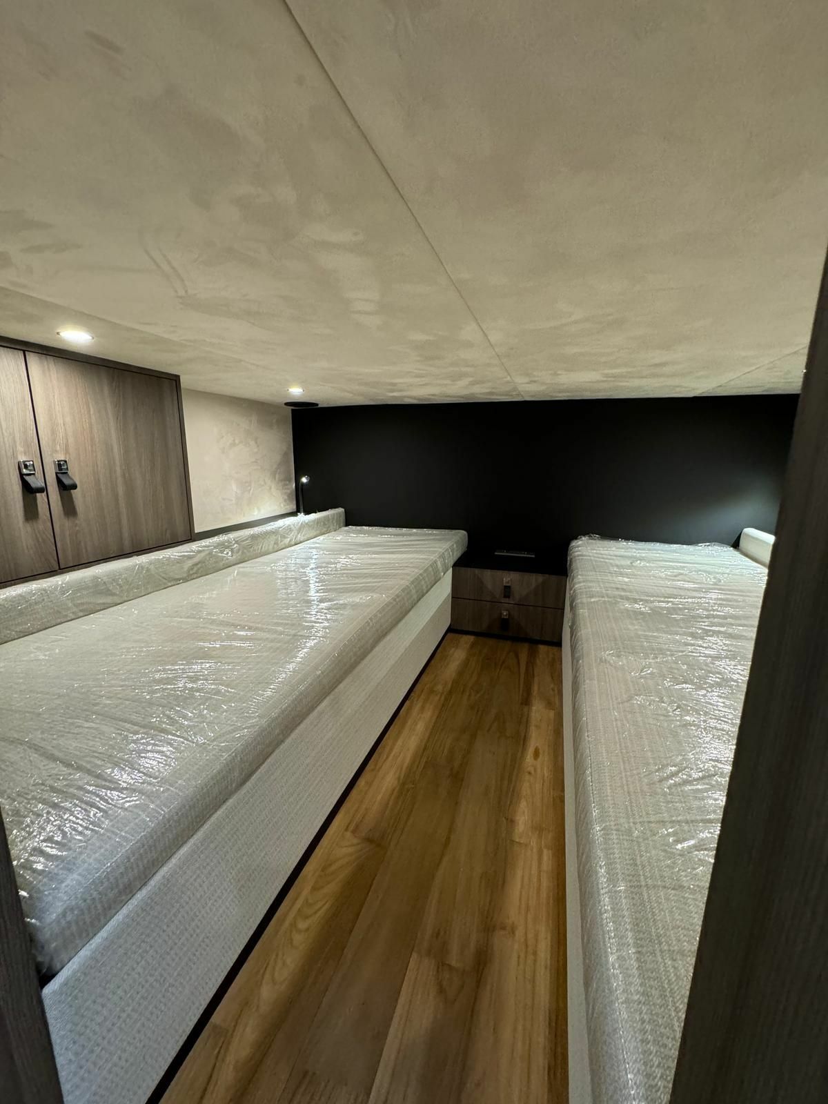 Moon 45 | Moon Yacht