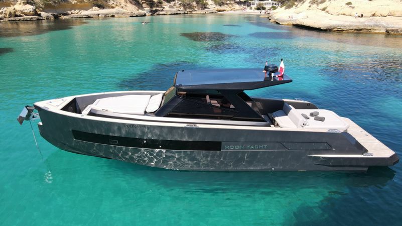 Moon 45 | Moon Yacht