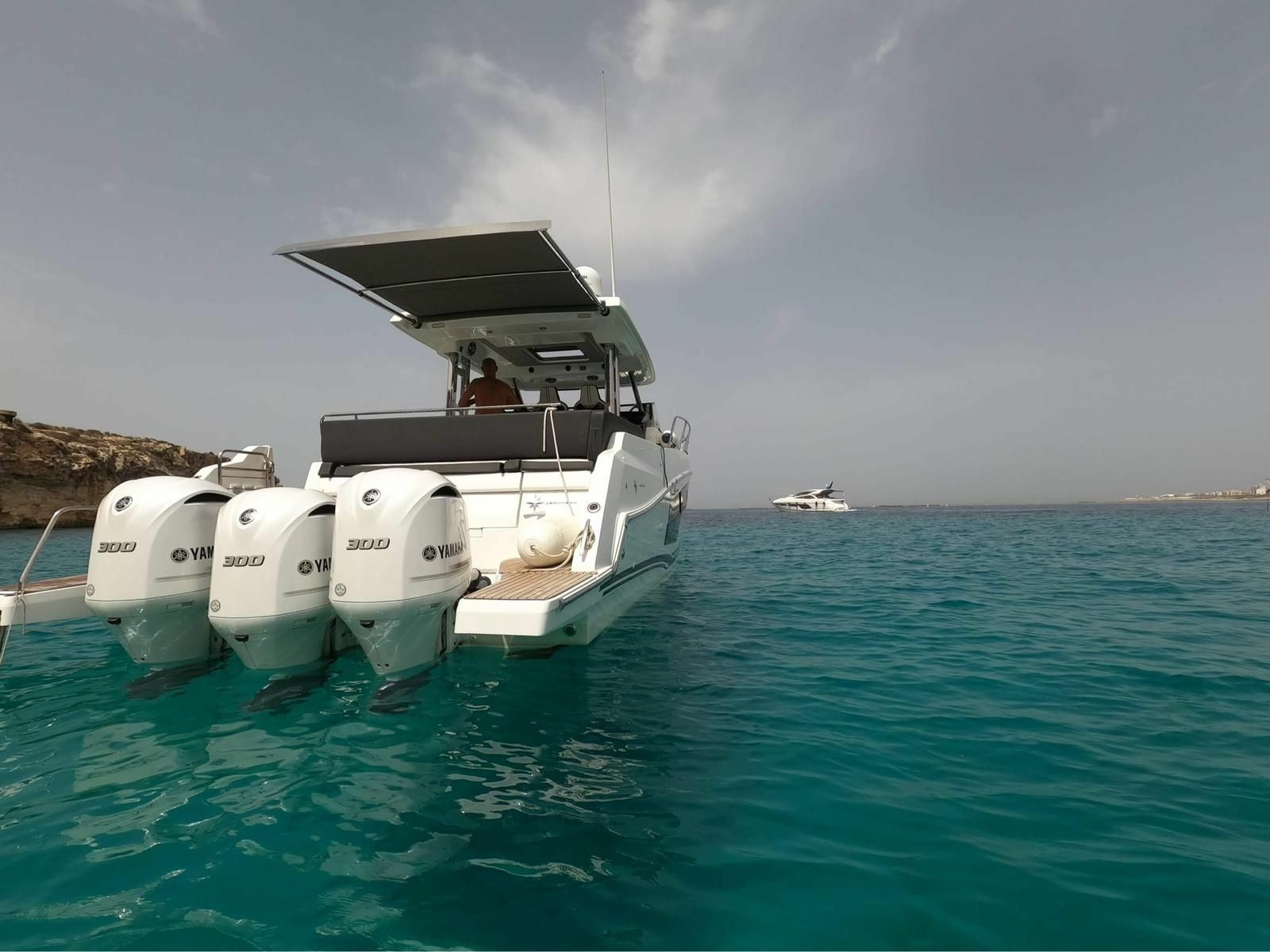 Jeanneau Cap Camarat 12.50 WA | Zeri