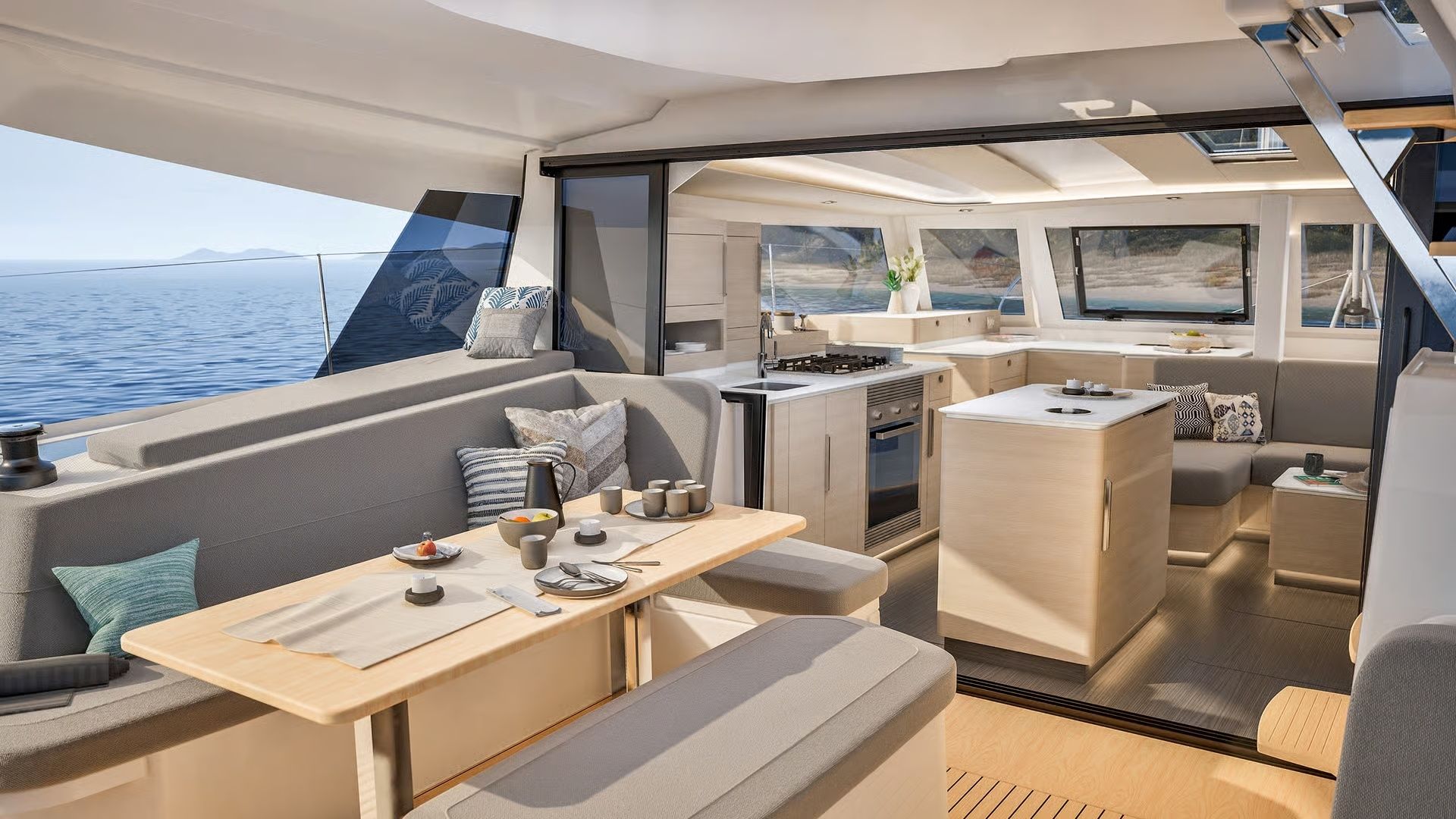 Fountaine Pajot Quatuor 44 | Manatee