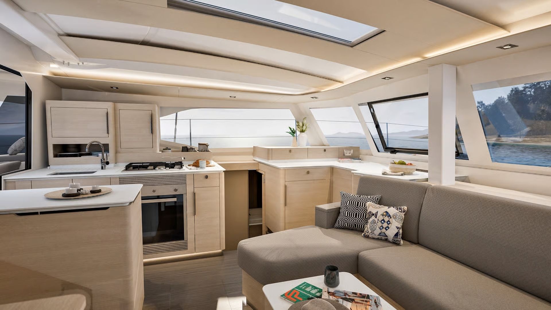 Fountaine Pajot Quatuor 44 | Manatee