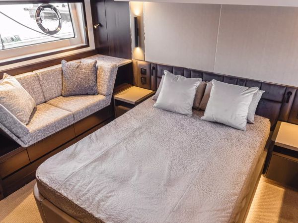 Sunseeker Manhattan 55 | Perfection Still