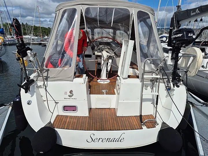 Beneteau Oceanis 37 | Serenade