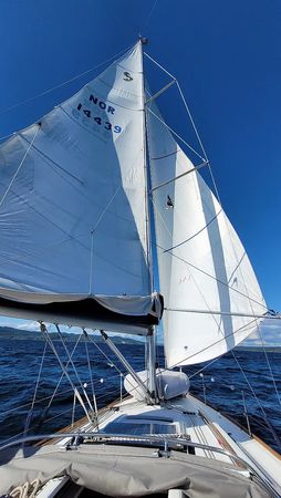 Beneteau Oceanis 37 | Serenade