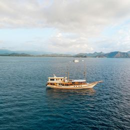 Custom Built 65 | Almadira