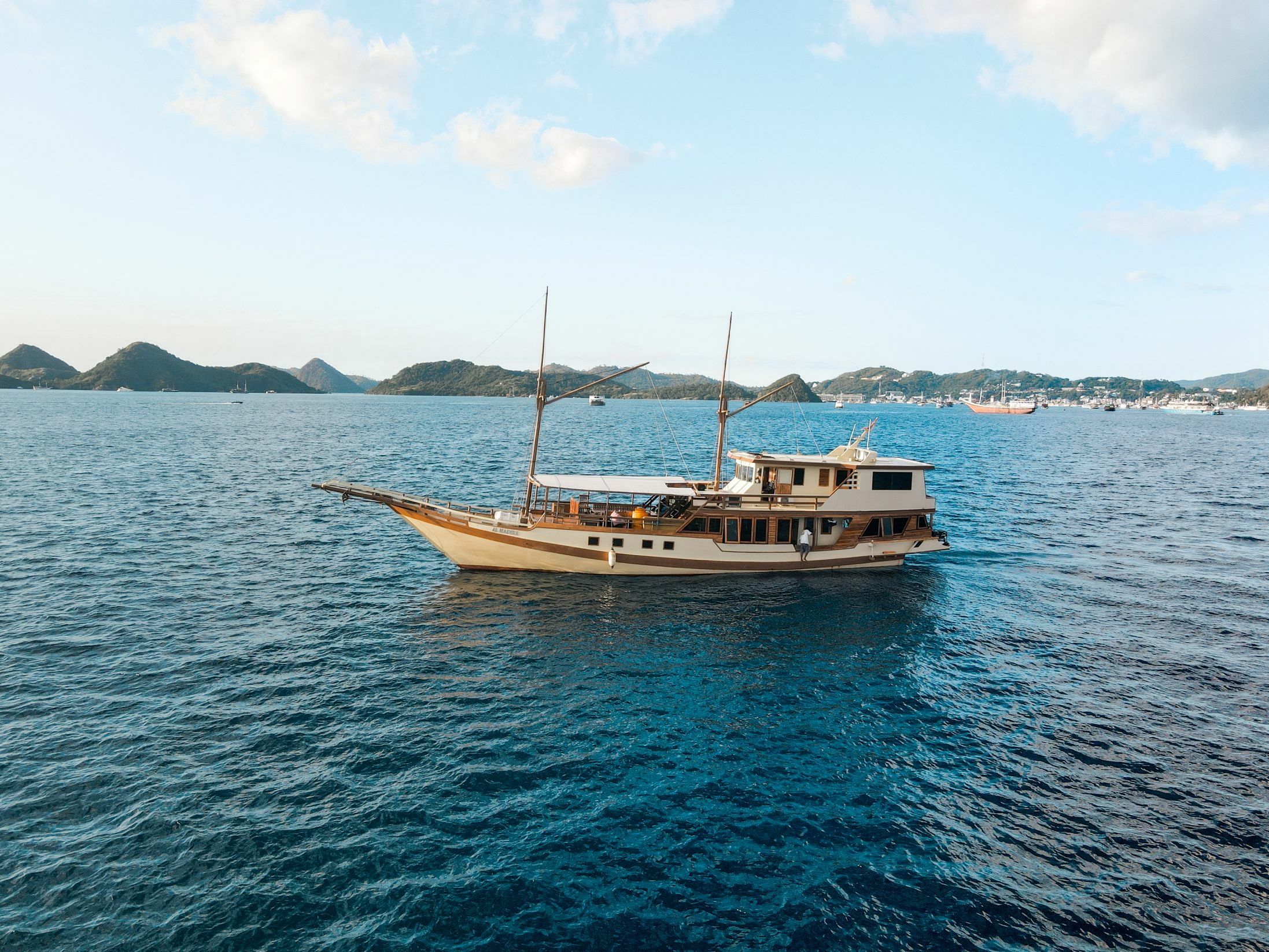 Custom Built 65 | Almadira