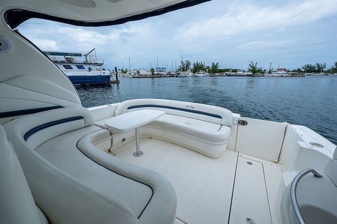 Sea Ray 420 Sundancer | Grand Admiral