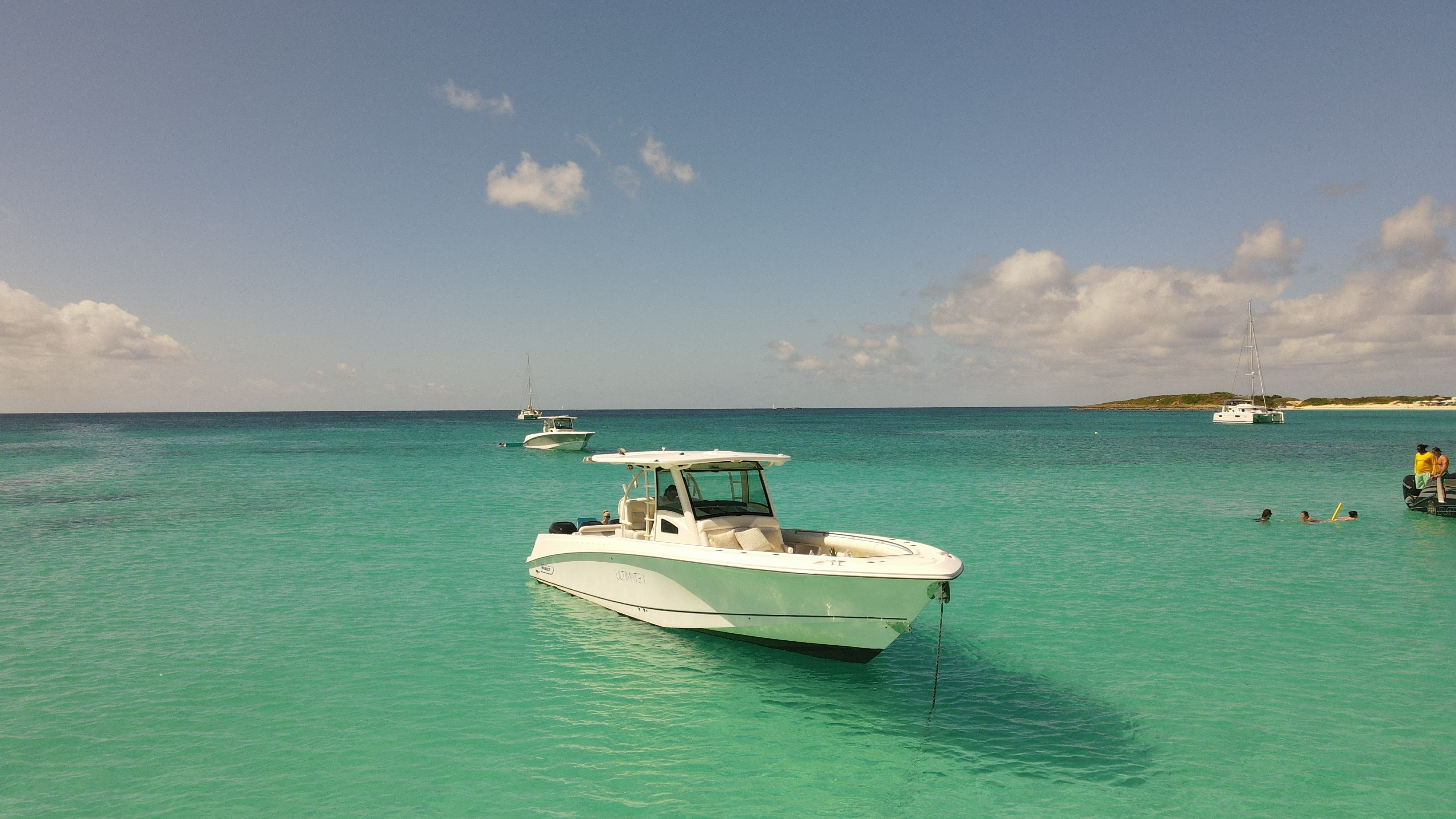 Boston Whaler 380 Outrage | Ultimate 1