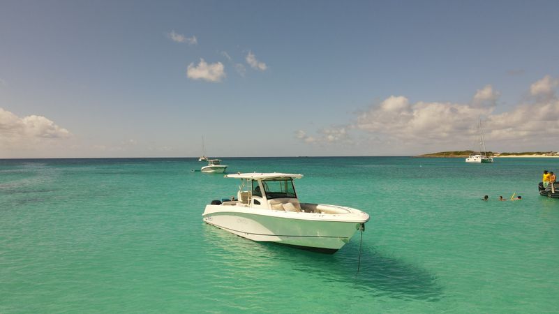 Boston Whaler 380 Outrage | Ultimate 1