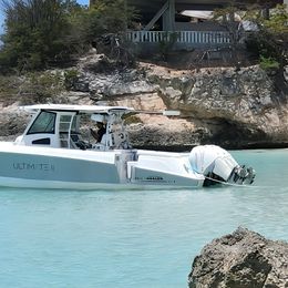 Boston Whaler 380 Outrage | Ultimate 2