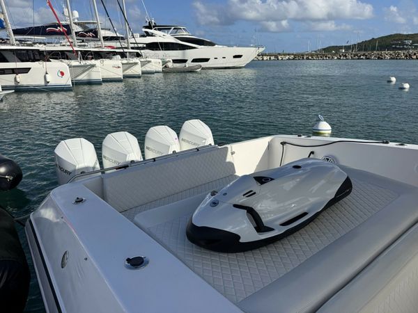 Fountain Custom 53 | Tornado