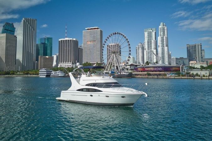 Carver 50 | Two Knuts