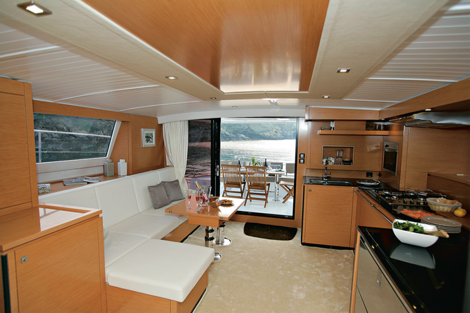 Fountaine Pajot Cumberland 47 | Freya