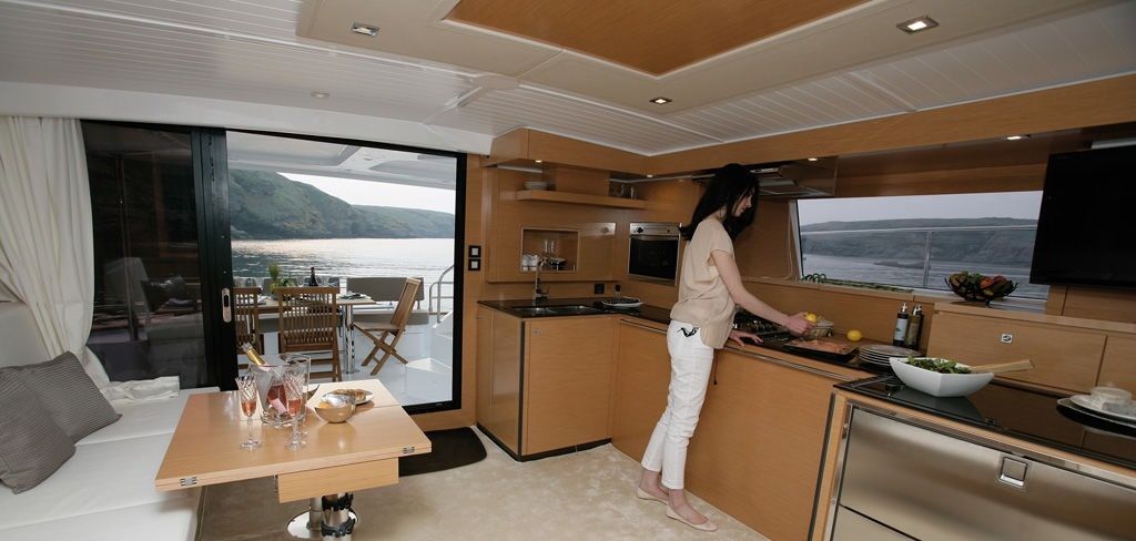 Fountaine Pajot Cumberland 47 | Freya