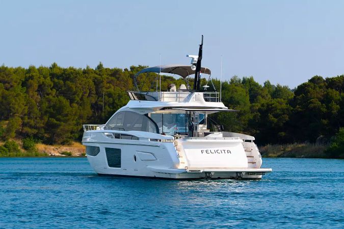 Azimut S7 | Felicita