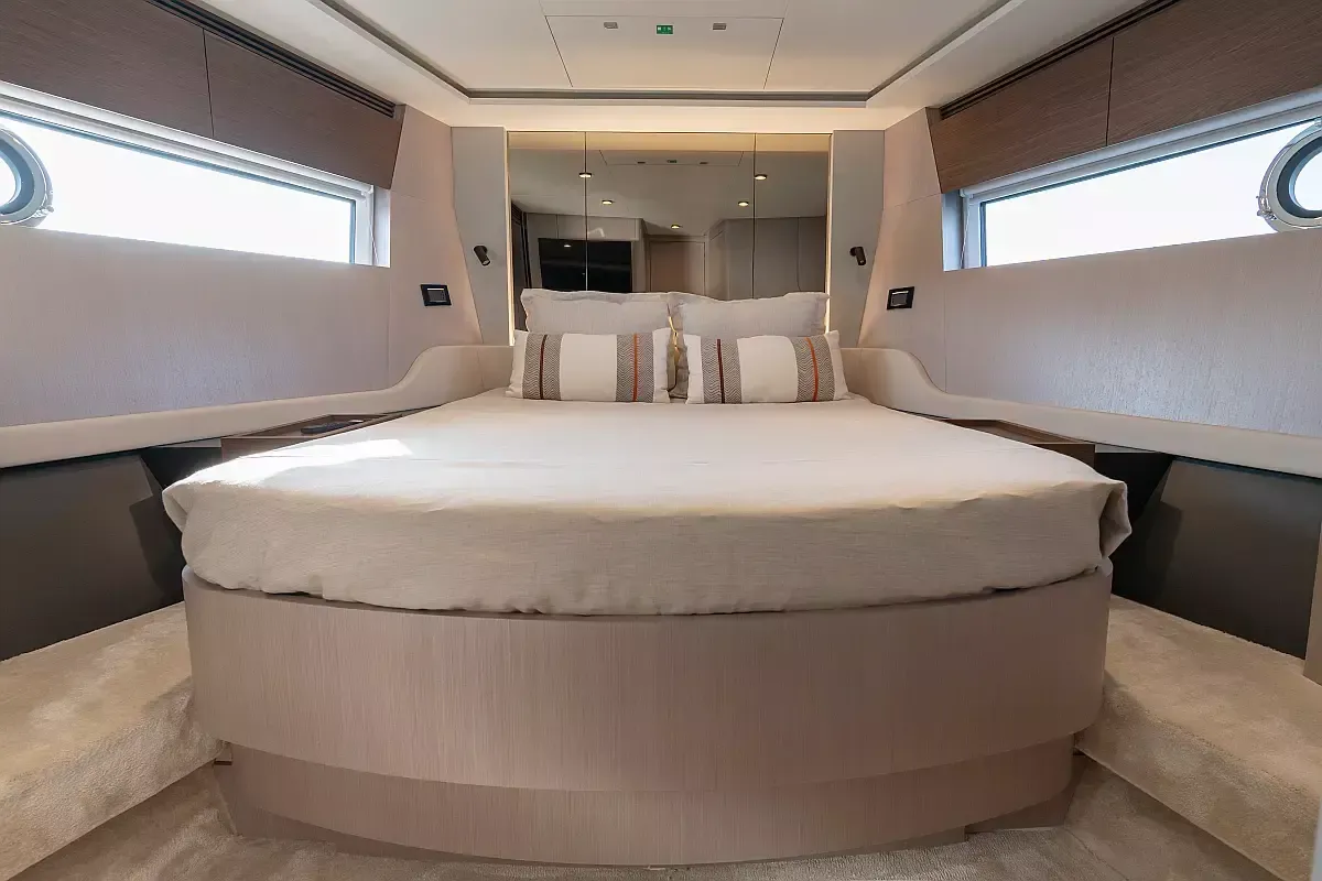 Azimut S7 | Felicita