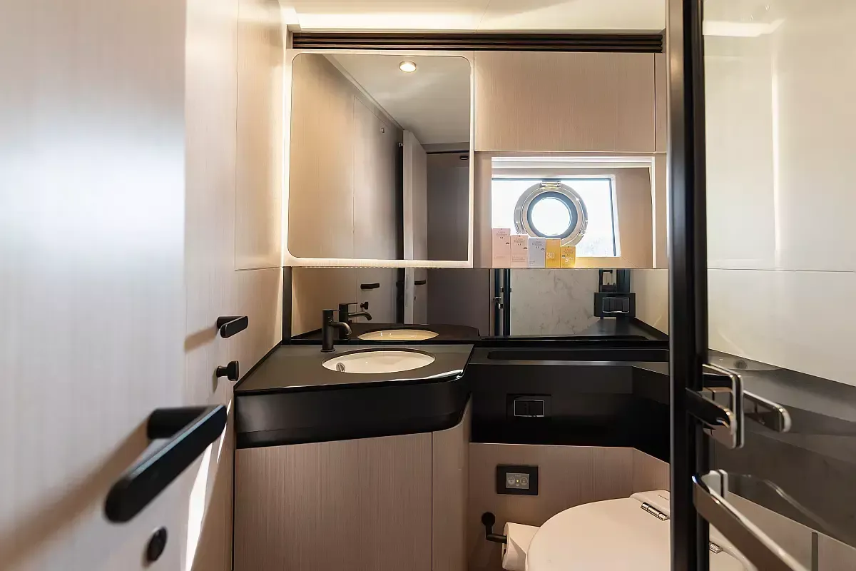 Azimut S7 | Felicita