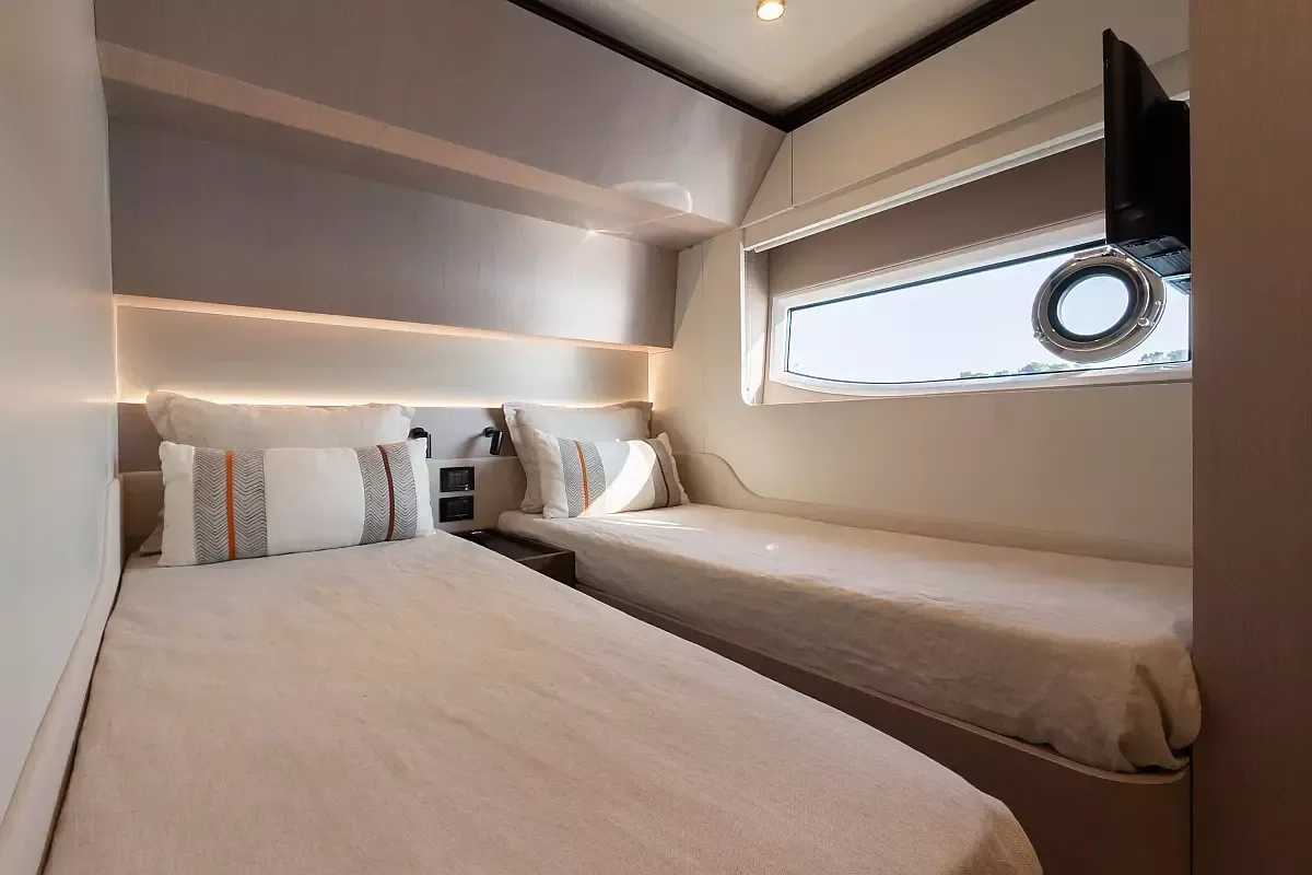 Azimut S7 | Felicita