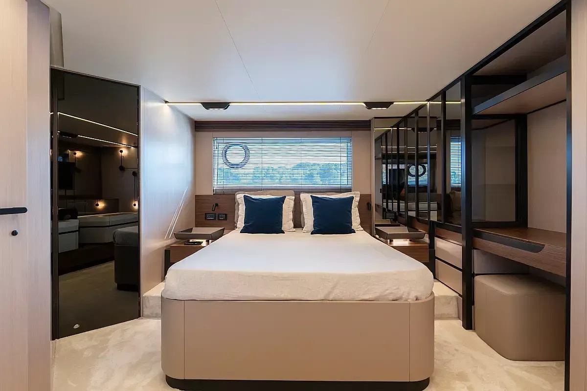 Azimut S7 | Felicita