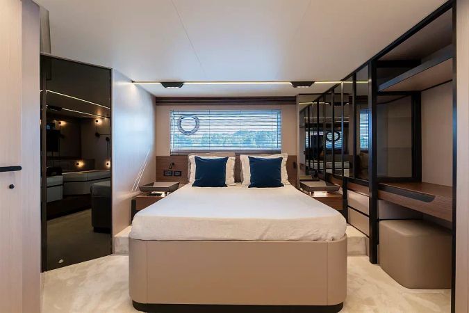 Azimut S7 | Felicita