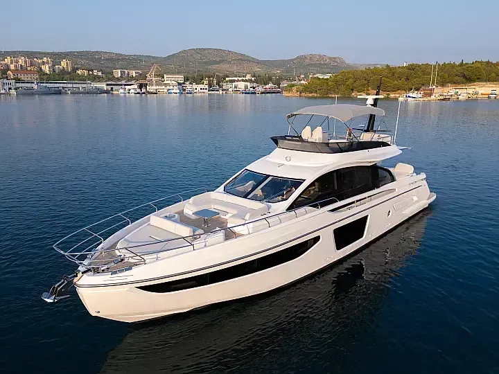 Azimut S7 | Felicita