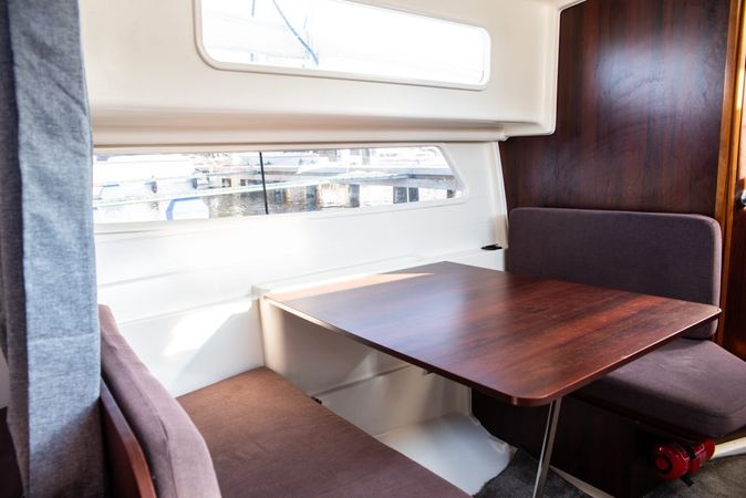 Delphia Nautika 830 | Step By Step