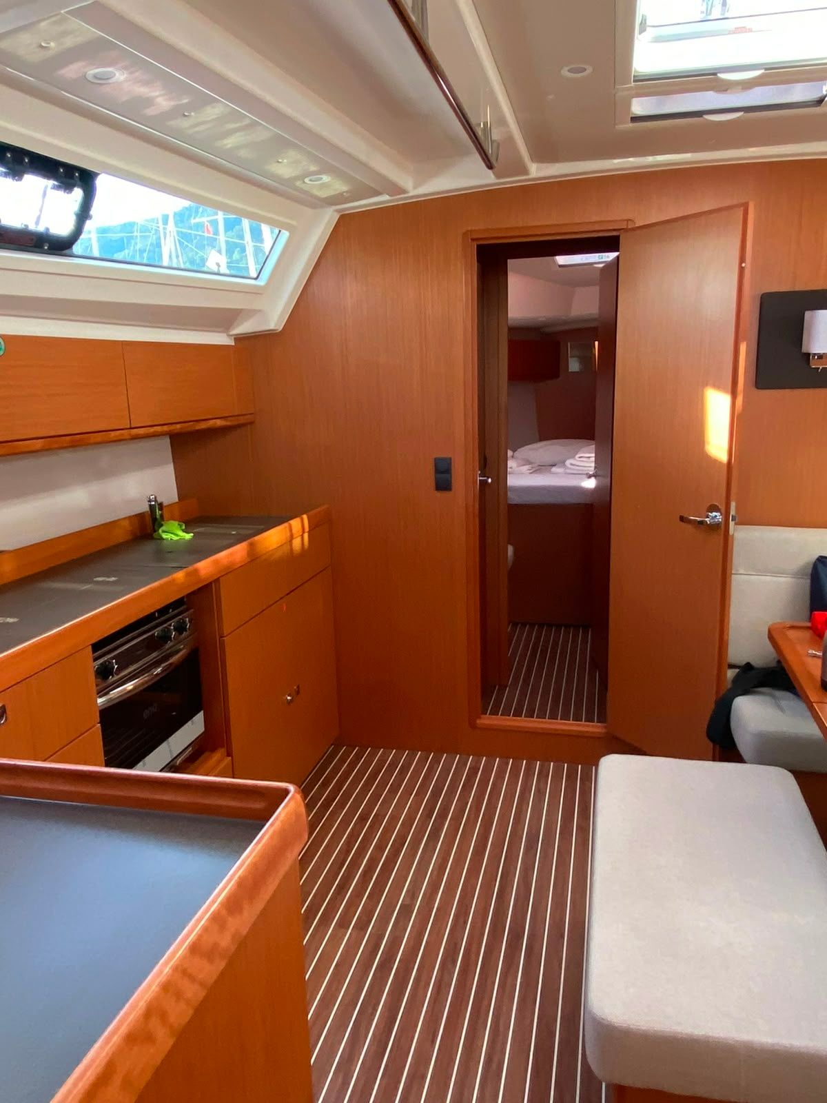 Bavaria Cruiser 46 | Jove