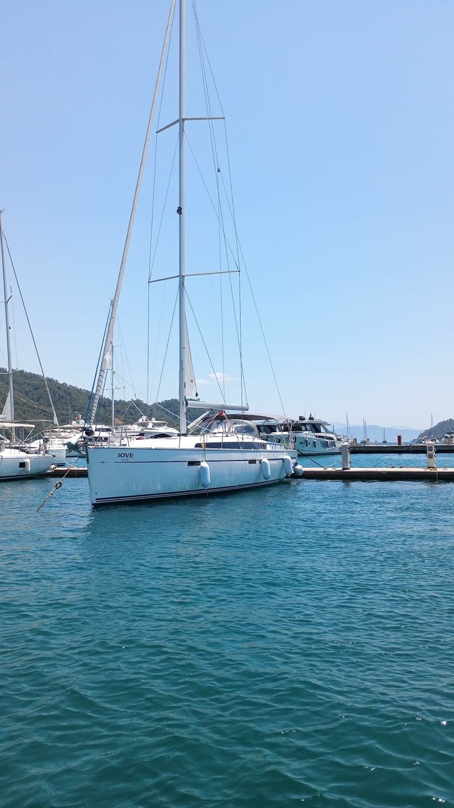 Bavaria Cruiser 46 | Jove