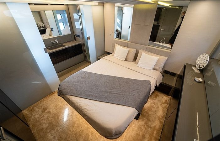 Pershing 62 | Urus 1