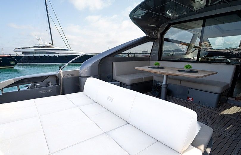 Pershing 62 | Urus 1