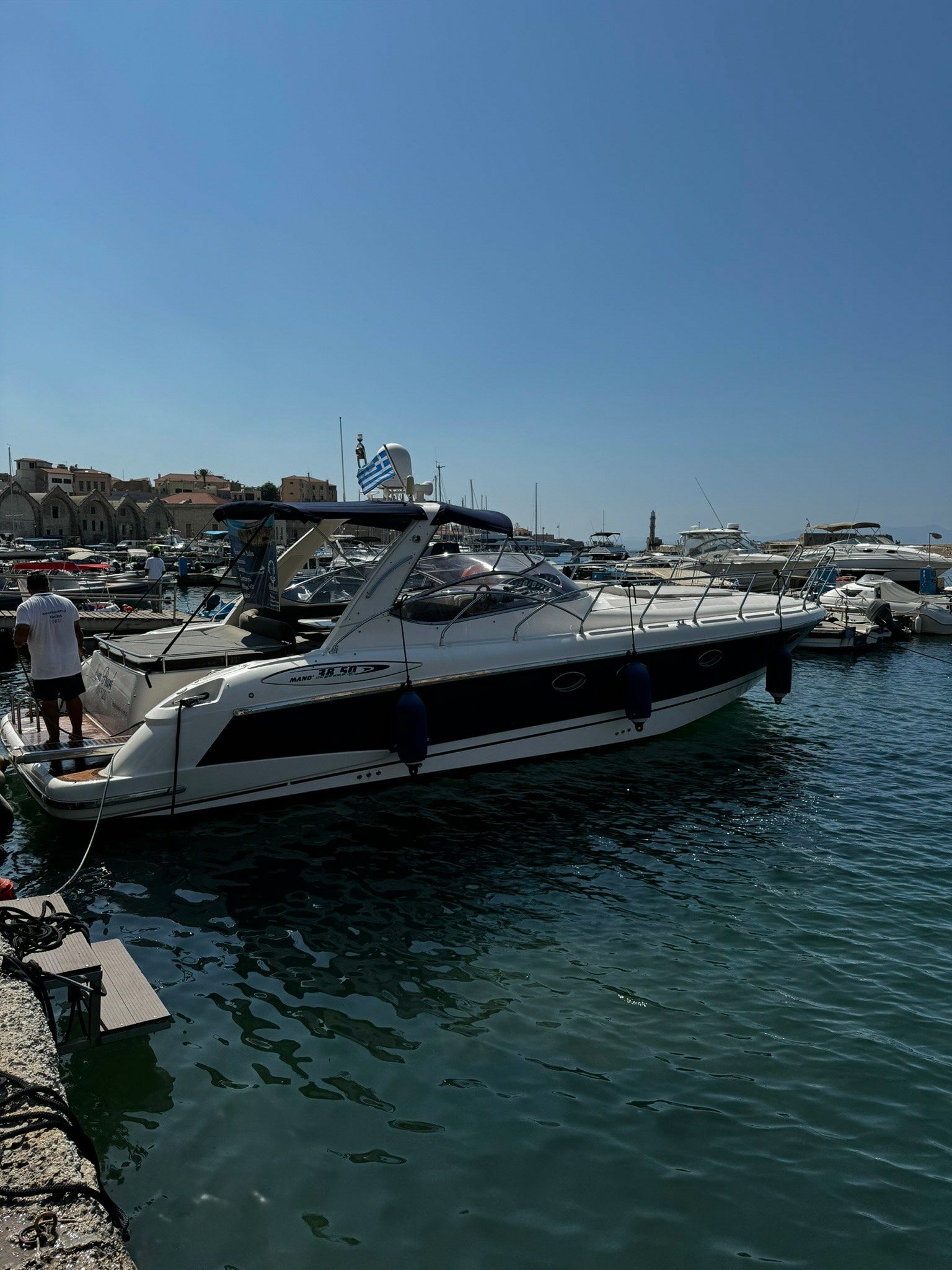 Mano Marine 38.5 | Sea Pearl