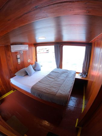 Custom Built Phinisi | 3 Island